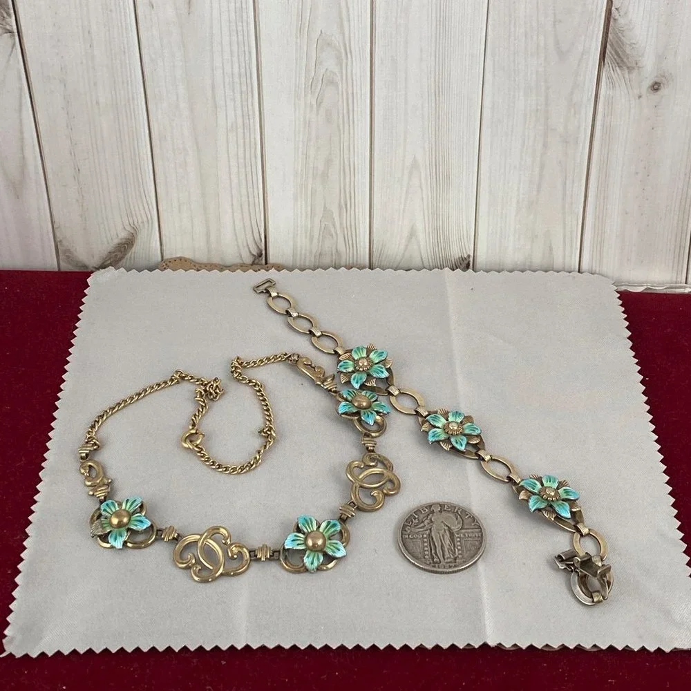 Vintage 1930s Gold Vermeil Necklace and Bracelet Guilloche Enamel Flowers - Picture 3 of 7